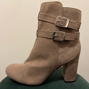 Christian Siriano for Payless Waylan Buckle Boots | Size 8